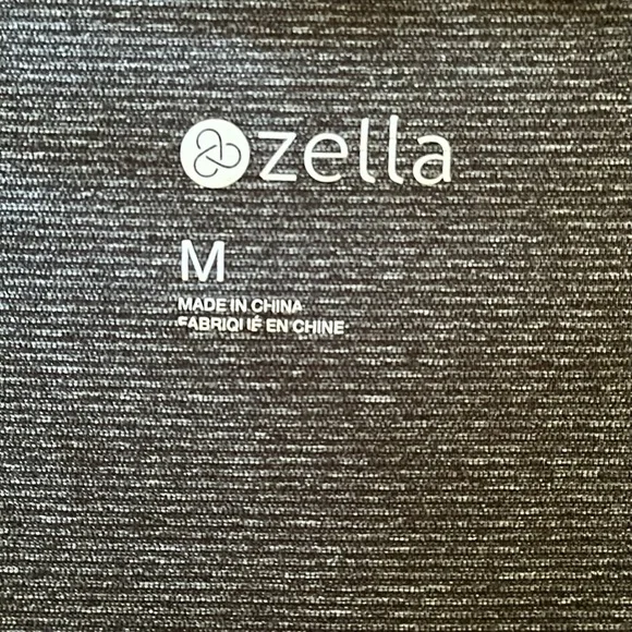 Zella Women's Top Activewear/Performance Long Sleeves With Thumb Holes Med. Gray - Picture 10 of 13